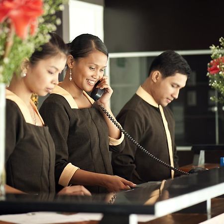 M Citi Suites Cebu Εξωτερικό φωτογραφία