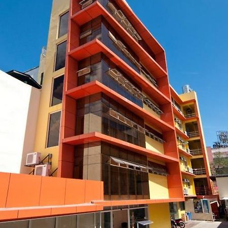 M Citi Suites Cebu Εξωτερικό φωτογραφία