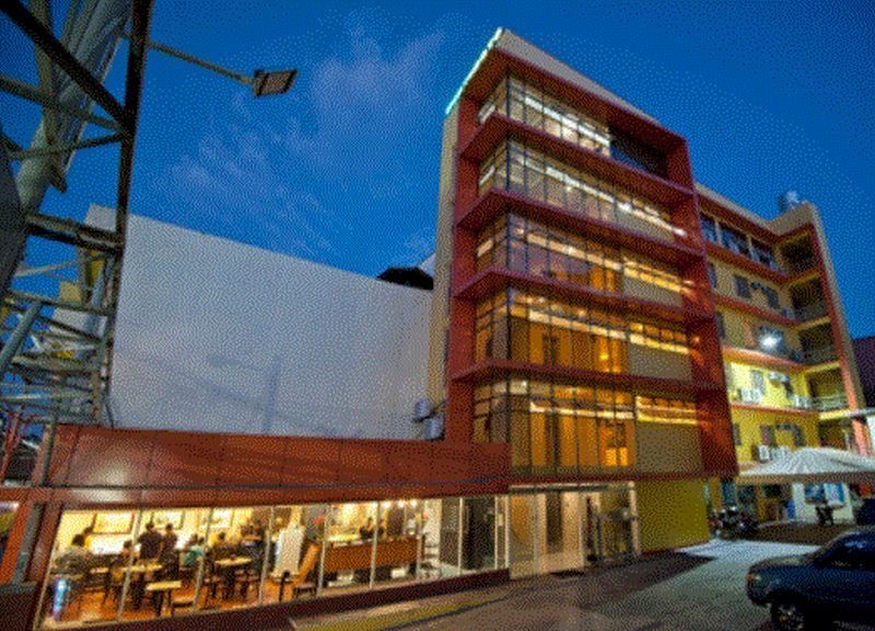 M Citi Suites Cebu Εξωτερικό φωτογραφία
