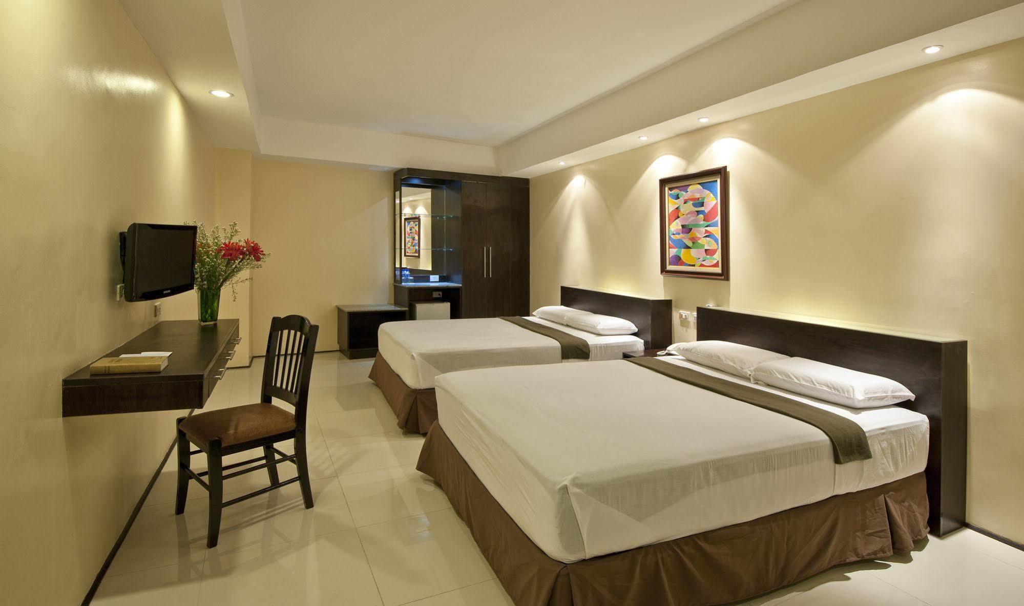 M Citi Suites Cebu Εξωτερικό φωτογραφία